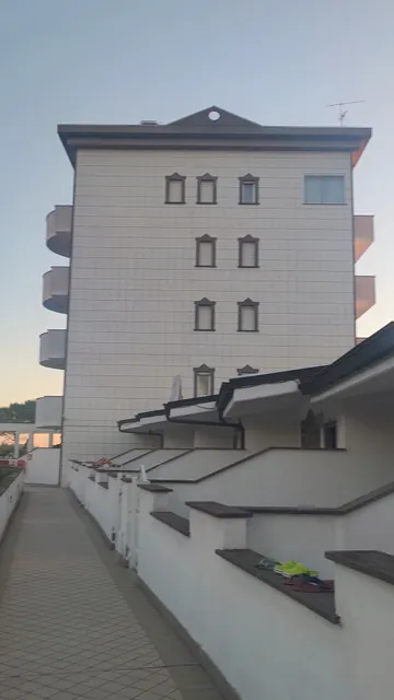 ARCOM PALACE APPARTHOTEL