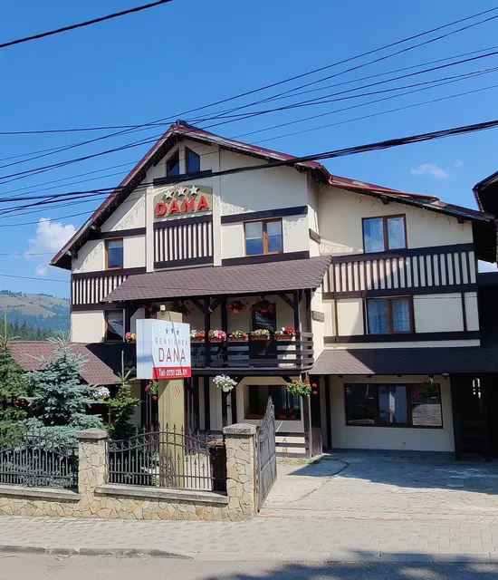 Pensiunea Dana