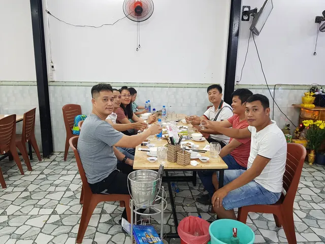 Hải Sản Vân Đồn