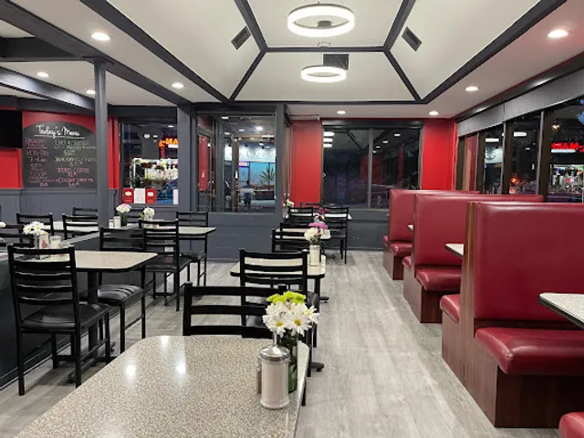 Canadiana Grill By The Lake