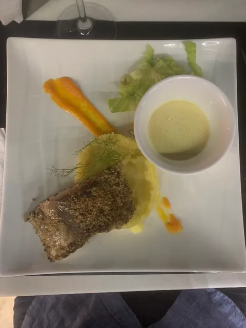 Restaurant la sauce y est.