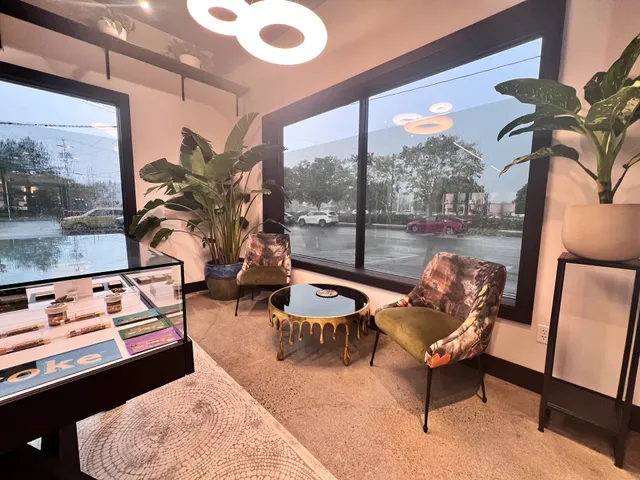 The Highly Connected Dispensary