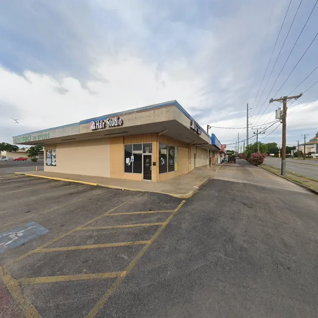 Soto’s Hair Studio