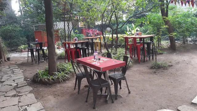 Cafehouse And Restaurant Reeka