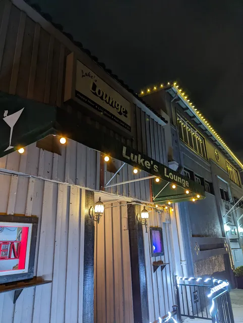Luke's Lounge