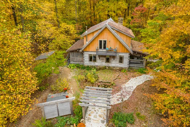 Cabin Porch Paradise, LLC