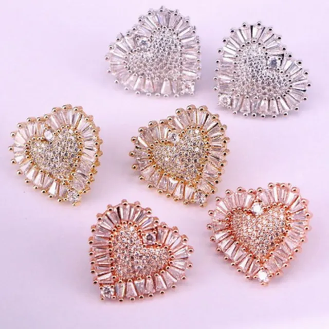 Adorn V Seven Fashion Boutique