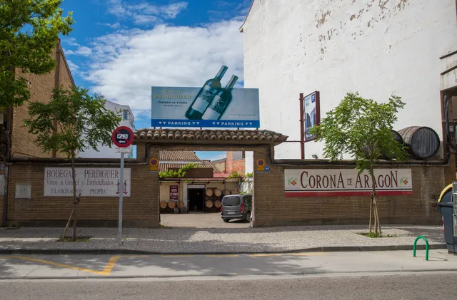 Casa Perdiguer (Santa Isabel) - Tienda de Vinos y Licores