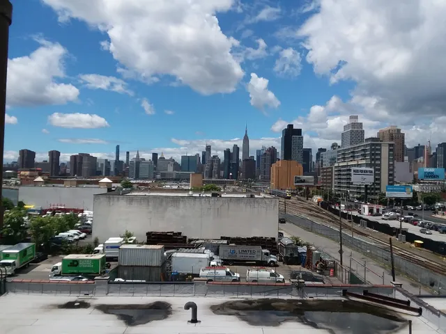 Vernon Blvd-Jackson Av