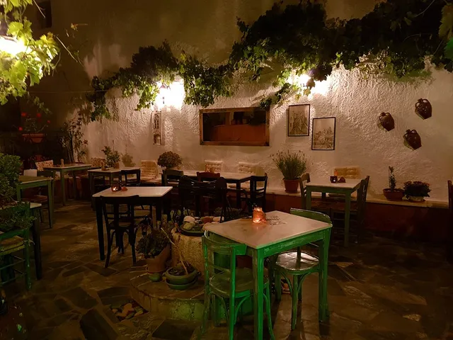 Labyrinth Wine Restaurant