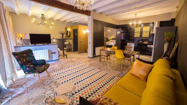 Apartamentos Groc Rooms - Alojamiento Turístico en la Seu d'Urgell