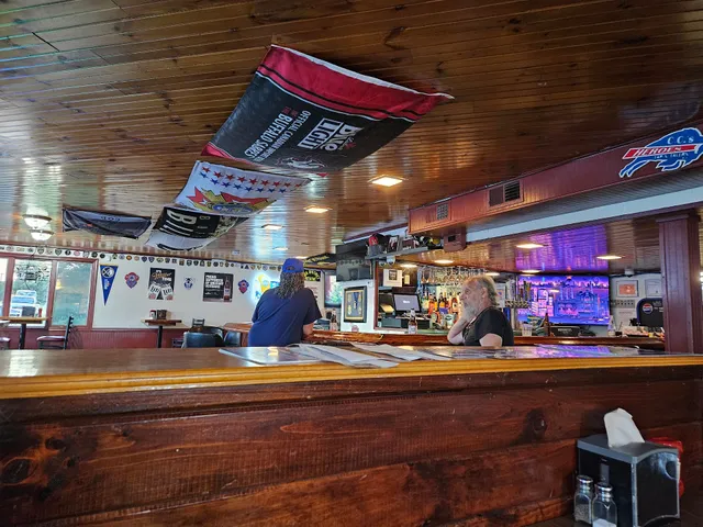 C.C.’s Heroes Tap & Tavern