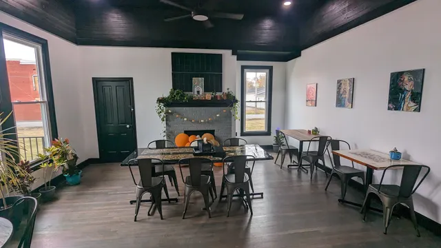 70 & Main Coffeehouse