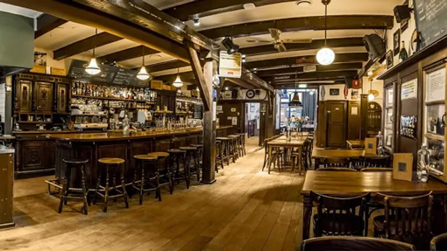 Taveerne De Twaalf Balcken