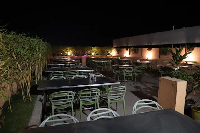 Om Tulsi Pure Veg Family Restaurant