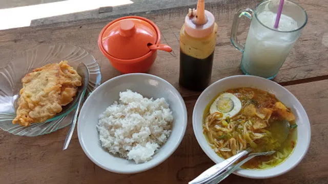 Warung soto,dan tahu campur pak pujo