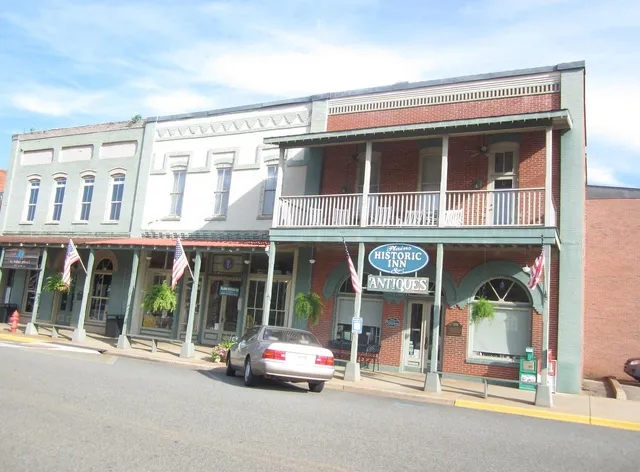 Plains Historic Inn and Antique Mall