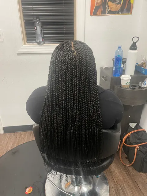 Adama African Hair Braiding