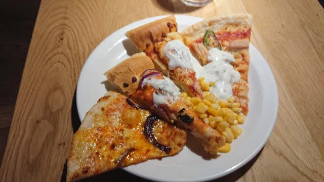 Pizza Hut Restaurants Union Square, Aberdeen