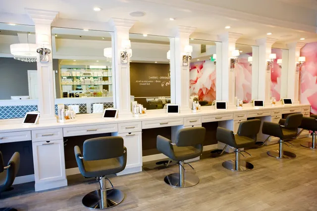 Bloom Blow Dry Bar
