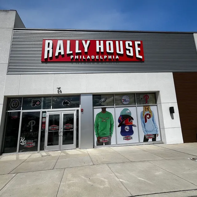 Rally House Plymouth Square