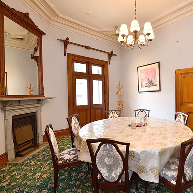 Ganko Sushi (Rakurakuso)