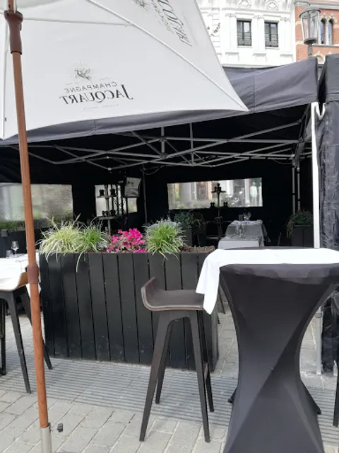 Renaissance Restaurant