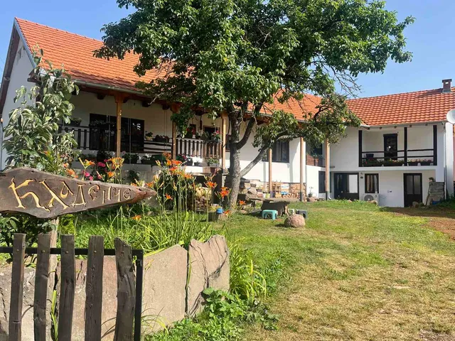 Kuća Kladenče