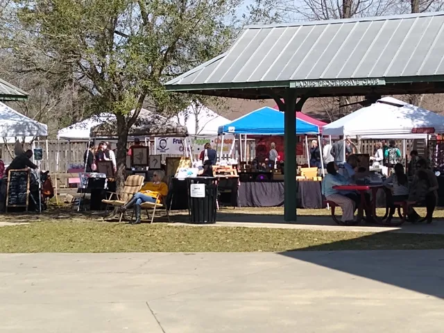 Abita Springs Art & Farmers Market