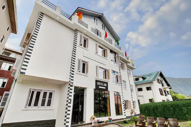 Super Collection O Dal Lake formerly Rest A While