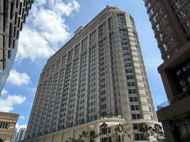 Paxtonz by Mana-Mana Suites