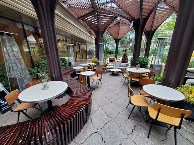 Elephant Grounds (Tsim Sha Tsui)