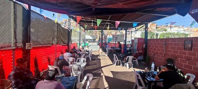 LOS TIZNADOS Tacos y Hamburguesas Al Carbón