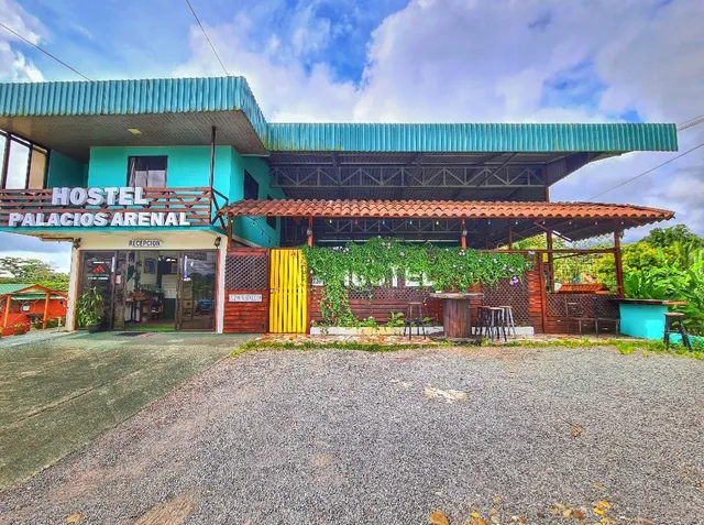 Palacios Arenal (Hostel/Hotel)