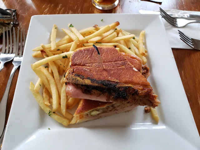 Lucky Lou's Bar and Grill