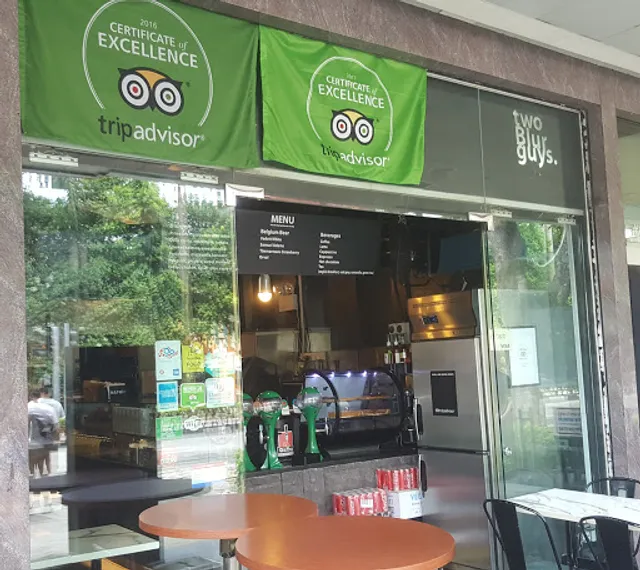 Two Blur Guys @ Jalan Besar