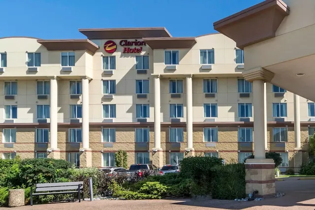 Clarion Hotel & Conference Centre