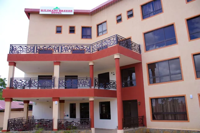 KILIMANI BREEZE HOTEL