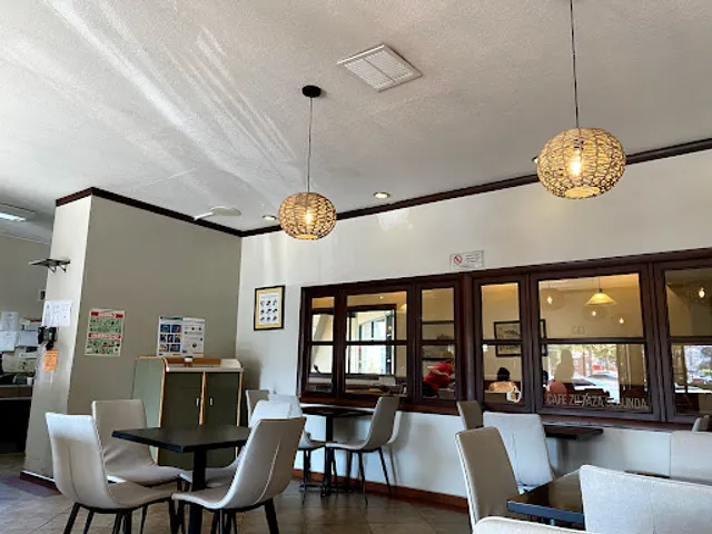 ZuTaza Autodrive And Lounge