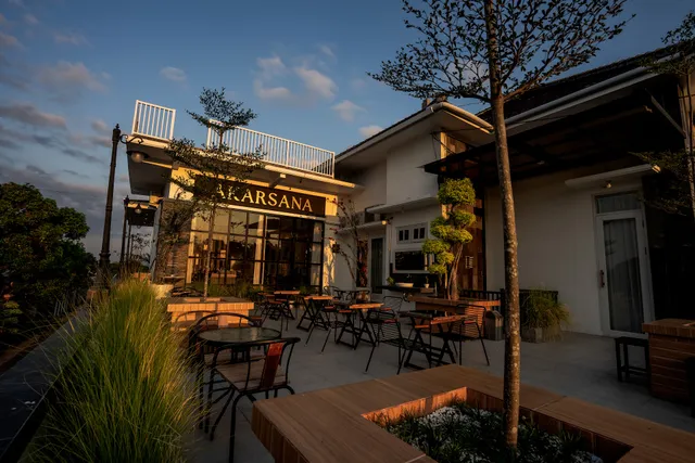 Akarsana Homestay Coffee & Eatery