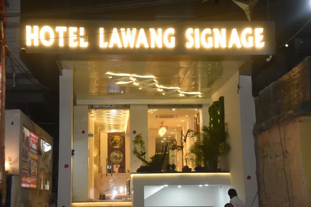 Hotel Lawang Signage