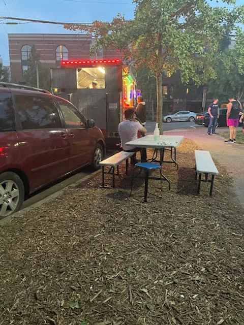 Tacos Los Primos Mobile Food Truck