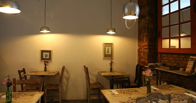 Poró Restaurante & Bar