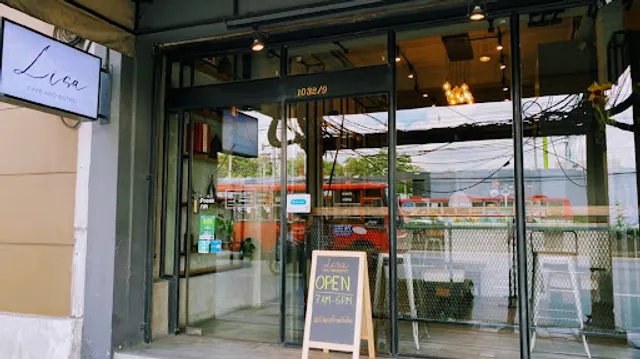 Lisa Cafe & Bistro