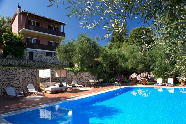 Evridiki's Villas, Evridiki's Suites IKE, ΕΝΟΙΚΙΑΖΟΜΕΝΑ ΔΙΑΜΕΡΙΣΜΑΤΑ