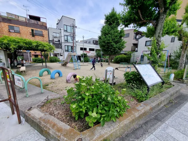 Matsubarabashi Park
