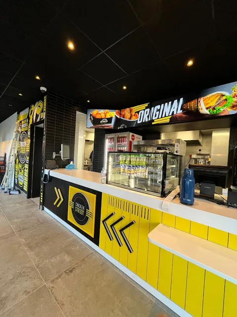 Chicken Street Annecy Naan & Fried Chicken