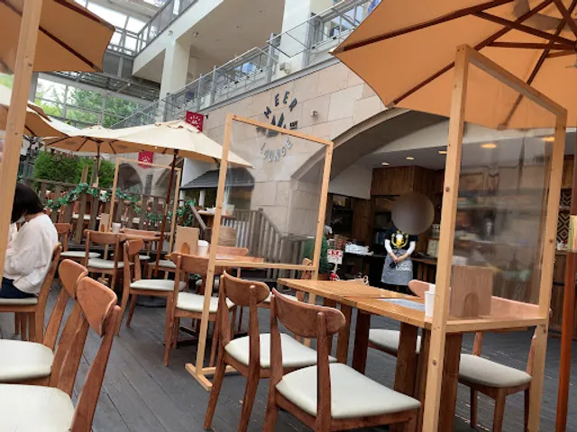 OUTDOOR CAFE MEER LOUNGE