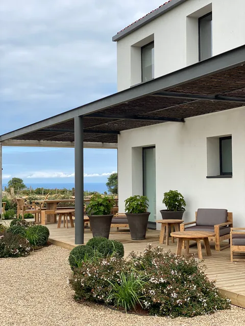 El Faro Unkempt Houses