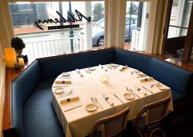 Alchemy Bistro & Bar